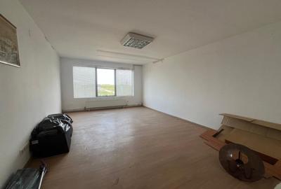 Spațiu comercial, de 564 mp, în Central - 11