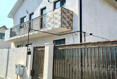 Casă individuală cu 4 camere cu Canalizare în Năvodari - 1
