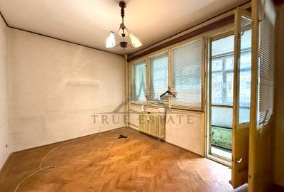 Apartament cu 3 camere semidecomandat în 1 Mai - 5