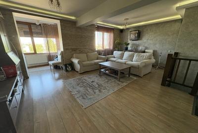 Apartament cu 3 camere decomandat, mobilat în Casa de Cultură - 4