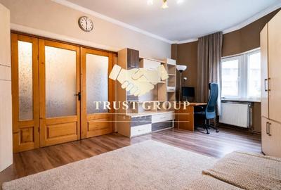Apartament cu 4 camere decomandat în Cișmigiu