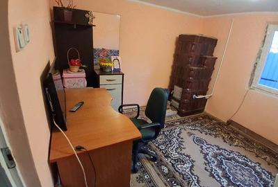 Casă cu 2 camere cu Teren 250 Mp în Central