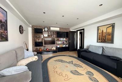Apartament cu 3 camere decomandat în Coman