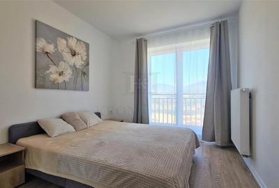 Apartament cu 2 camere semidecomandat în Tractorul - 2