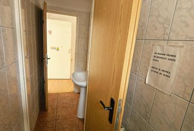 Casă individuală cu 10 camere cu Canalizare în Central - 37