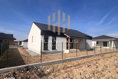 Casă cu 3 camere cu Teren 497 Mp în Mocira - 3