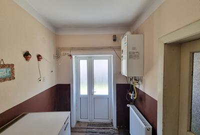 Casă individuală cu 3 camere cu Canalizare în Tărlungeni - 9