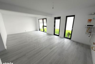 Casă cu 5 camere cu Teren 301 Mp în Cârcea