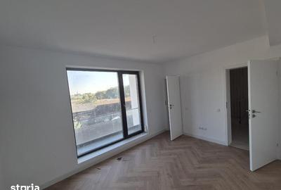 Casă cu 5 camere cu Teren 290 Mp în Central - 1