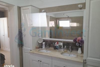 Casă cu 5 camere cu Teren 1472 Mp în Spitalul Județean