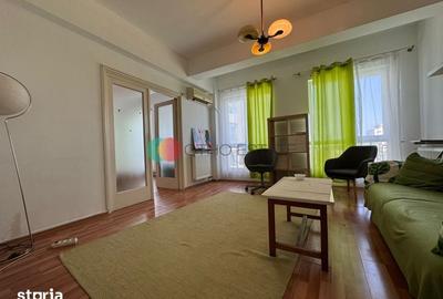 Apartament cu 2 camere decomandat în Centrul Istoric