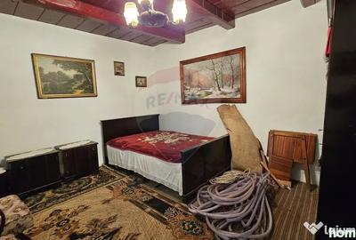 Casă cu 2 camere cu Teren 9200 Mp în Pădureni (Șendriceni)