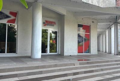 Spațiu comercial, de 135 mp, în Central - 2