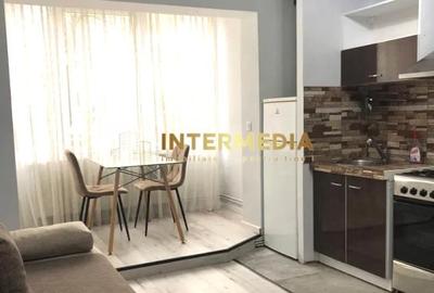 Apartament cu 3 camere decomandat, mobilat în Cetate