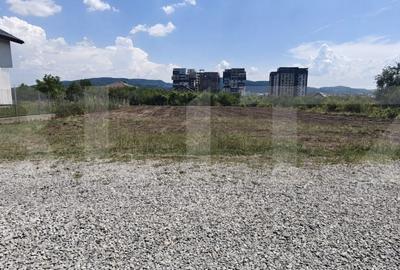 Teren de 1000 mp, în Central