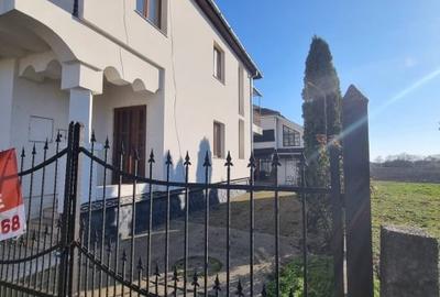 Casă individuală cu 8 camere cu Canalizare în Păulești - 2