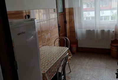 Apartament cu 2 camere decomandat în Central - 4