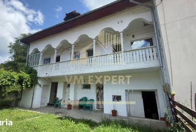 Casă cu 4 camere cu Teren 233 Mp în Sud