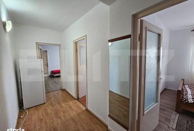 Apartament cu 3 camere decomandat în Cetate
