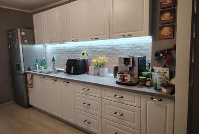 Apartament cu 3 camere decomandat în Mărăști - 1