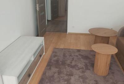 Apartament cu 3 camere decomandat în Titan - 16