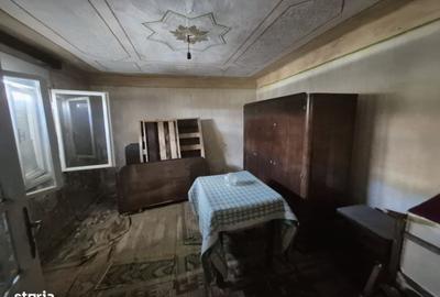 Casă cu 4 camere în Grădiște