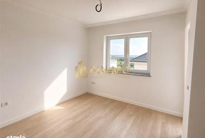 Casă cu 4 camere în Central - 13