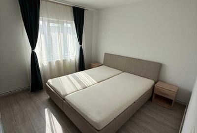 Apartament cu 3 camere decomandat în Soarelui - 4