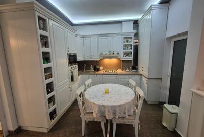 Apartament cu 4 camere semidecomandat în Cișmigiu - 2