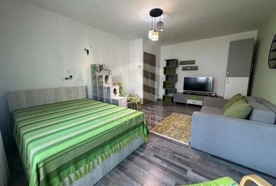 Garsonieră decomandată în Nerva Traian
