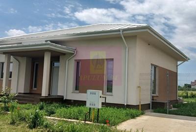 Casă cu 4 camere cu Teren 514 Mp în Nord