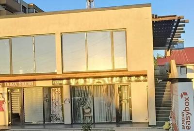 Spațiu comercial, de 52 mp, în Central