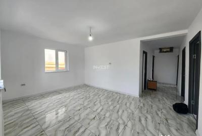 Casă cu 4 camere cu Canalizare în Tomești - 6