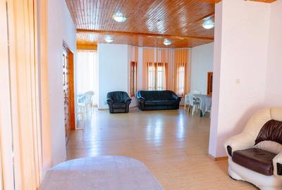Casă cu 5 camere cu Teren 600 Mp în Nord - 1