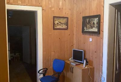 Casă cu 4 camere cu Teren 150 Mp în Cenei