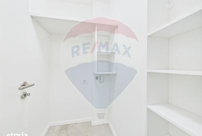 Apartament cu 2 camere decomandat în Tractorul