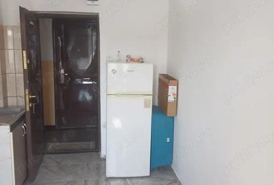 Garsonieră decomandată în Podu Roș - 2