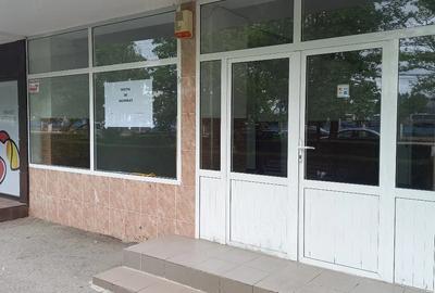 Spațiu comercial, de 60 mp, în Central - 2