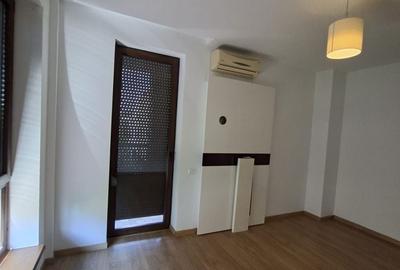 Apartament cu 4 camere decomandat, mobilat în Braytim - 32