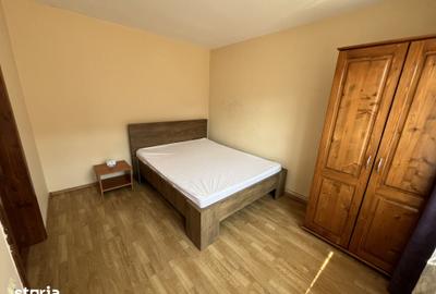 Apartament cu 3 camere decomandat în Turnișor