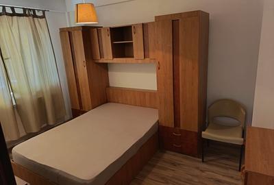 Apartament cu 2 camere decomandat, mobilat în Roșu