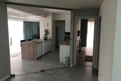 Apartament cu 4 camere decomandat în Central - 2