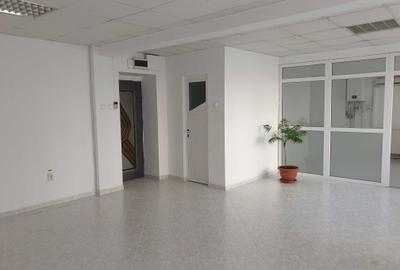 Spațiu comercial, de 70 mp, în Ultracentral - 7