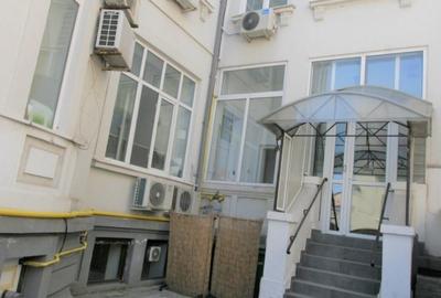 Casă cu 7 camere cu Canalizare în Dorobanți - 23