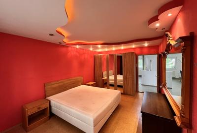 Apartament cu 3 camere decomandat, mobilat în Mihai Viteazul
