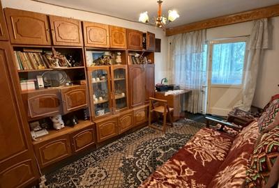 Garsonieră decomandată, mobilată în Burdujeni