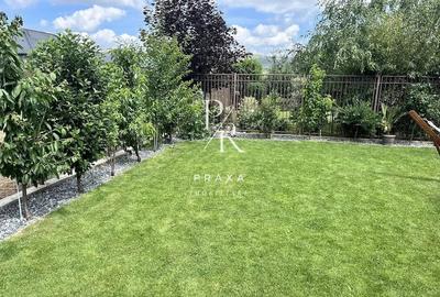 Duplex cu 4 camere cu Canalizare în Florești