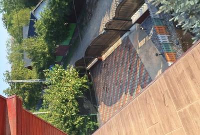Casă cu Teren 1130 Mp în Central
