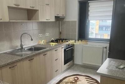 Apartament cu 3 camere în Doamna Ghica
