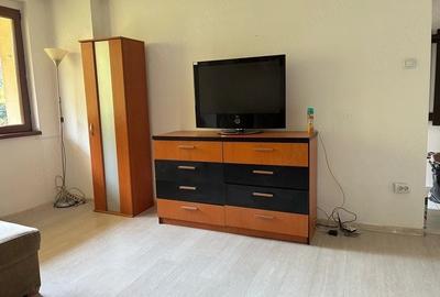 Apartament cu 2 camere semidecomandat, mobilat în Ștefan cel Mare